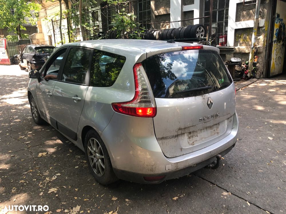 Dezmembrez Renault Scenic 2012 gri argintiu diesel - 12
