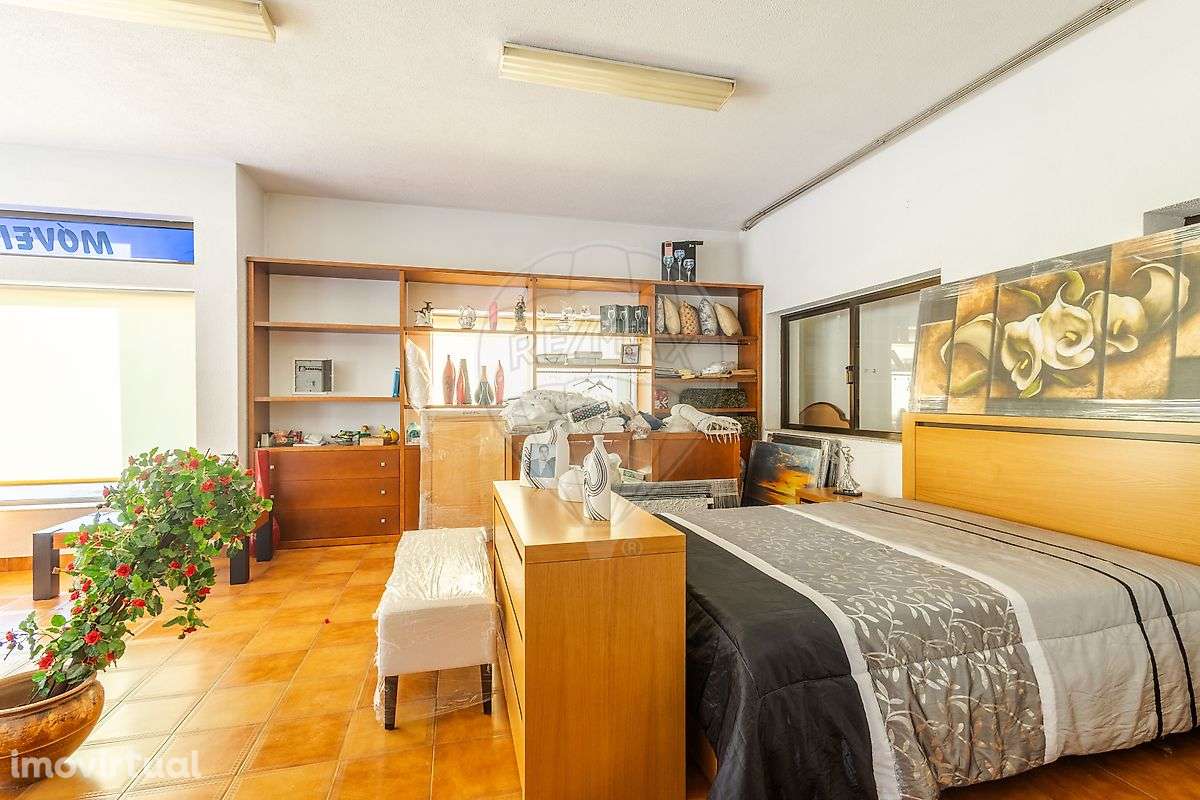 Loja  para arrendamento - Grande imagem: 2/25