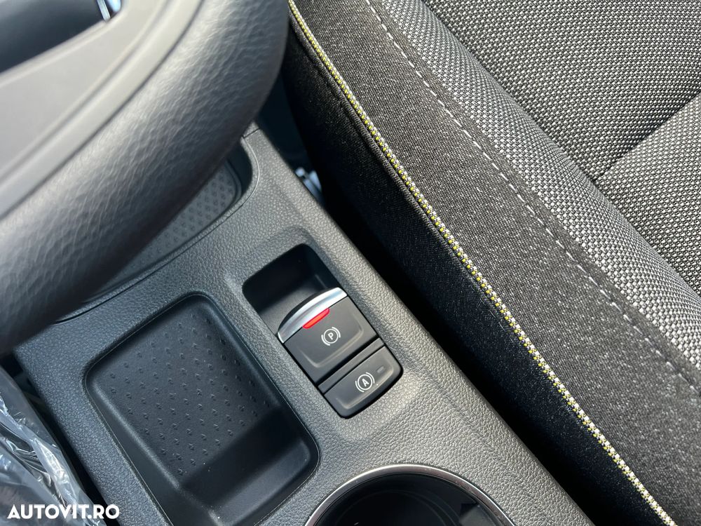 Mitsubishi Grandis - 29