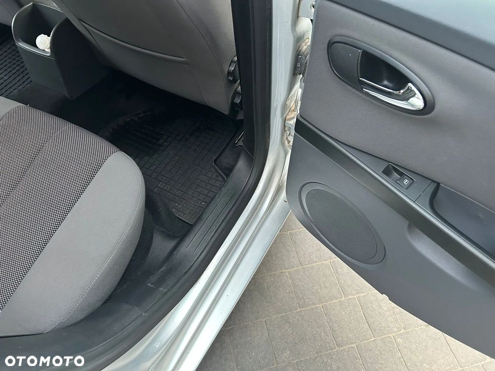 Seat Leon 1.9 TDI DPF Stylance - 11