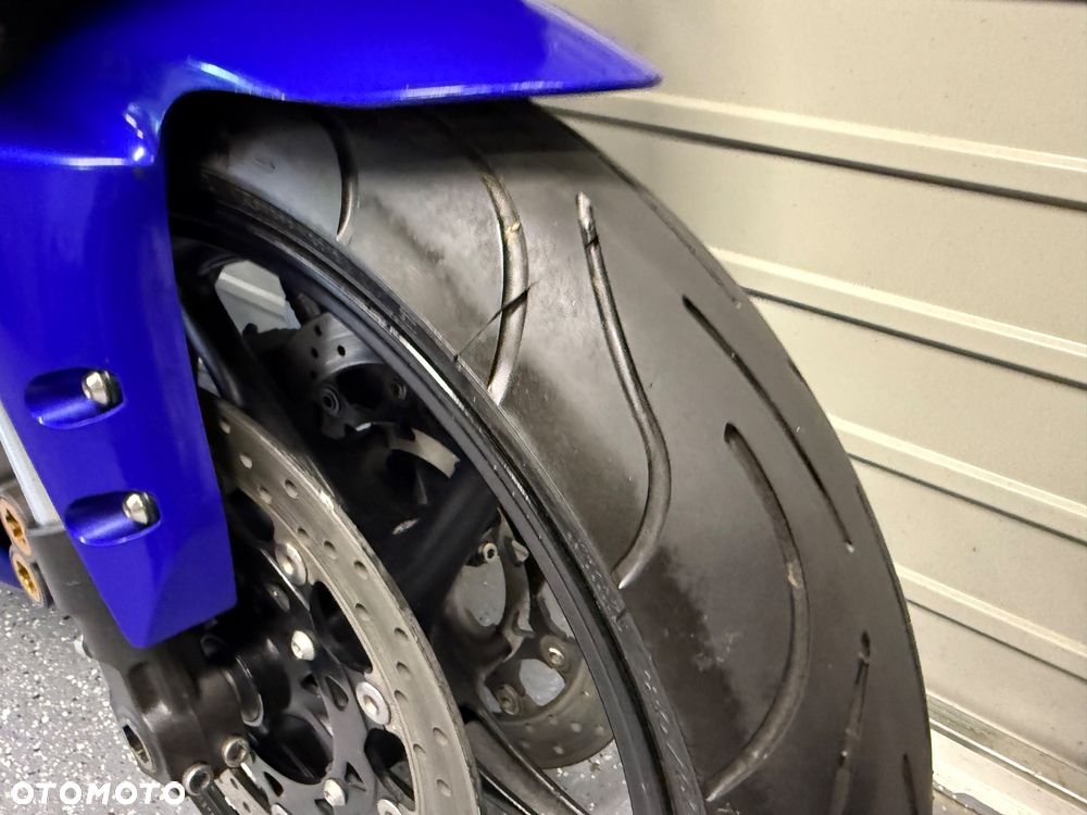 Yamaha R6 - 7