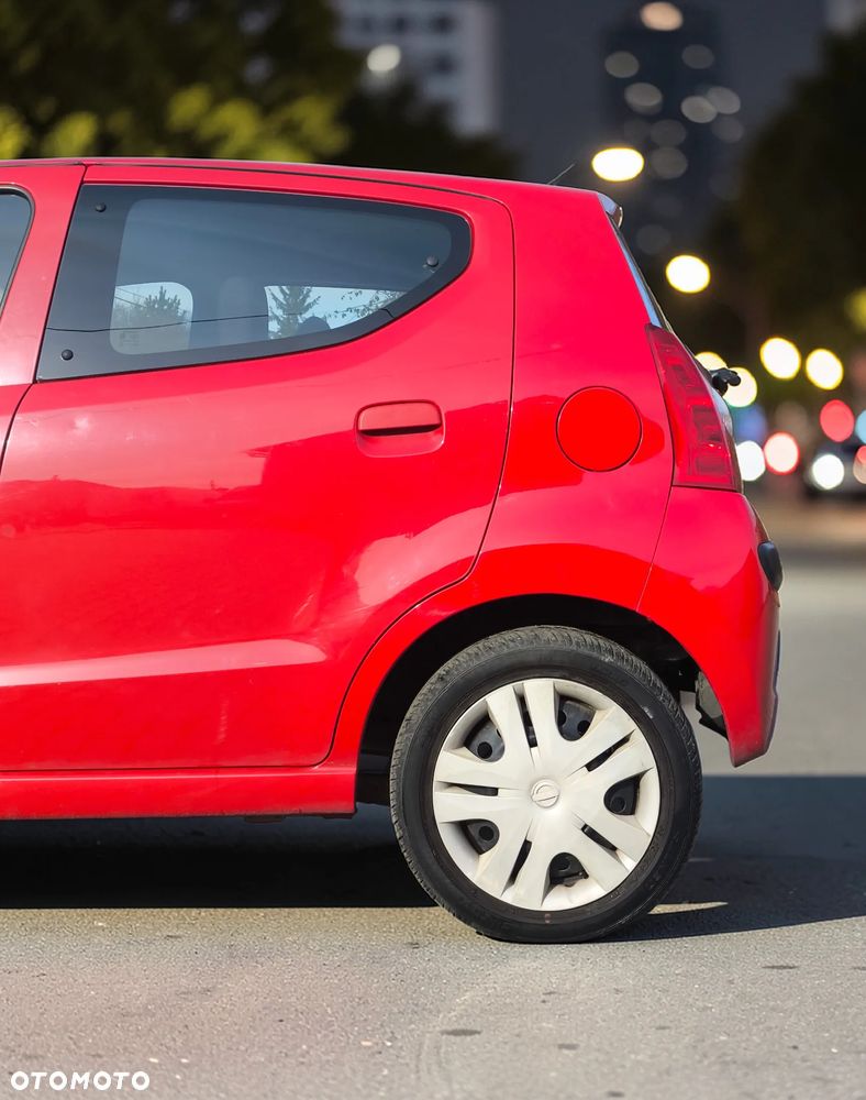 Nissan Pixo - 5