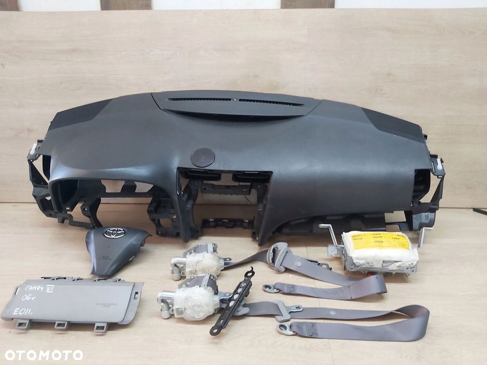 TOYOTA Camry VI XV40 Deska poduszka pasażera kierowcy pas air bag 06-11r - 1