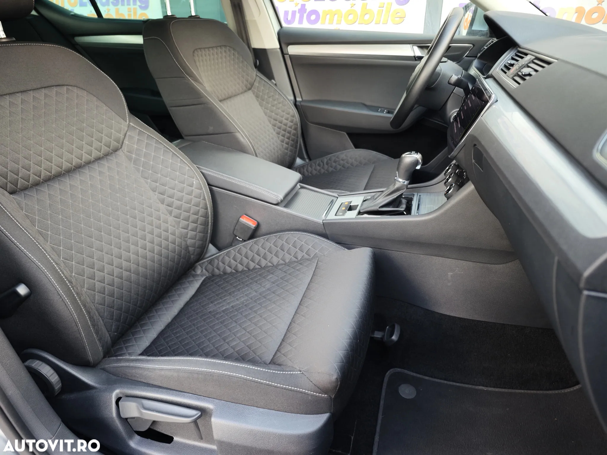 Skoda Superb 1.5 TSI ACT DSG Ambition - 17