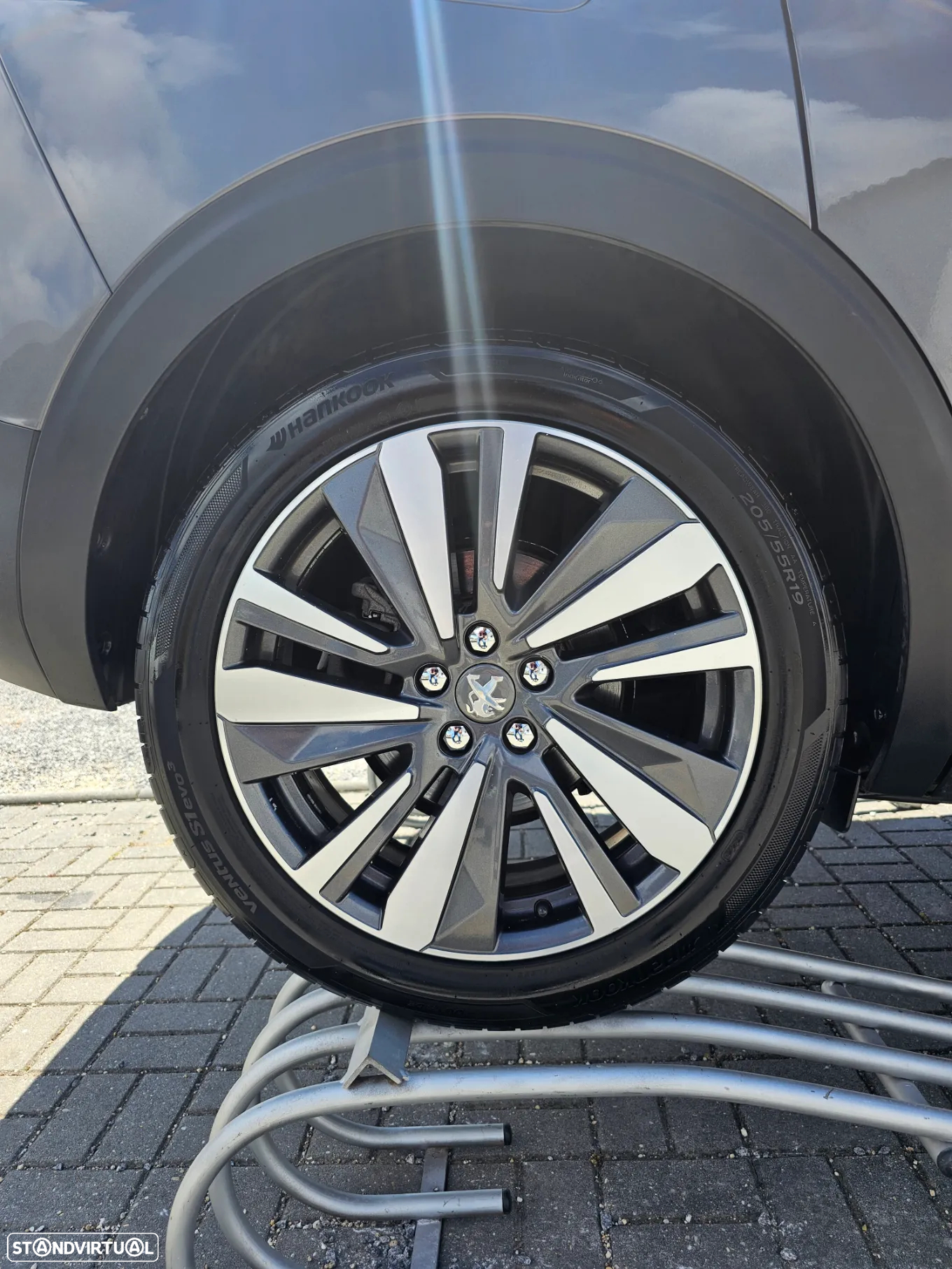 Peugeot 5008 1.5 BlueHDi GT Line J19 - 29