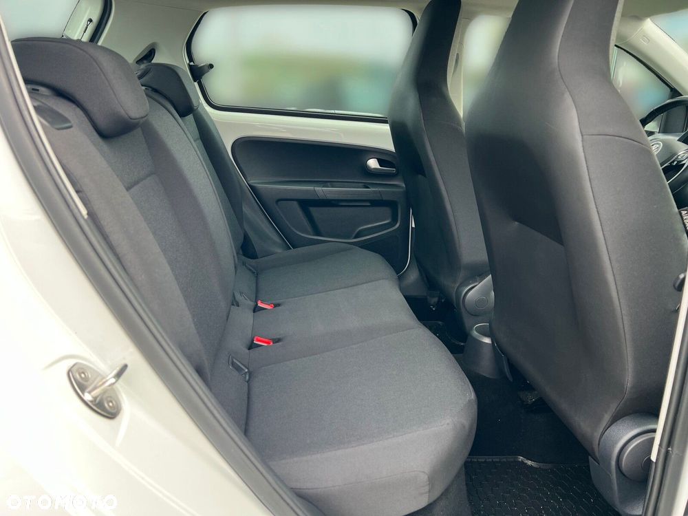 Volkswagen up! 1.0 move - 23
