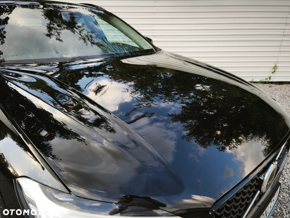 Volvo XC 60 B4 B Plus Dark - 14