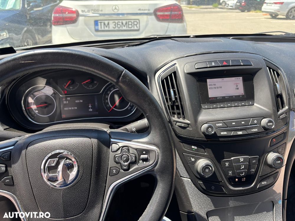 Opel Insignia - 8