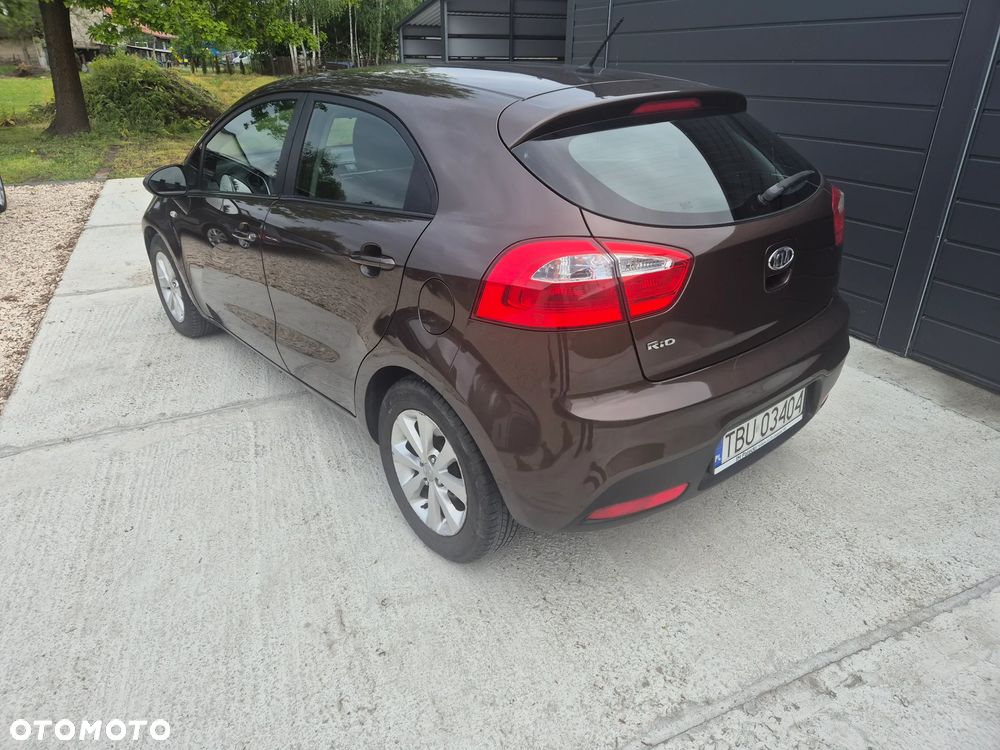 Kia Rio 1.2 M (klm) - 4