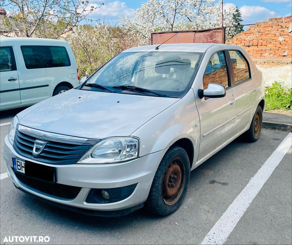 Dacia Logan 1.2 - 9