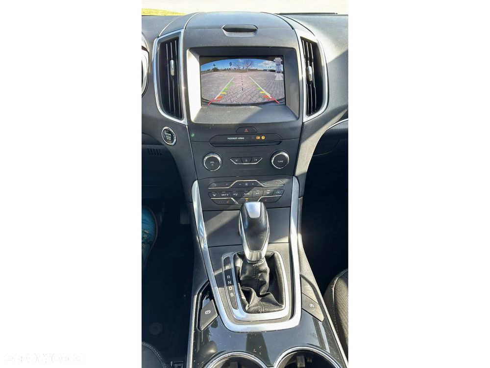 Ford Galaxy 2.0 TDCi Titanium PowerShift - 8