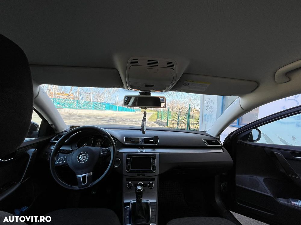Volkswagen Passat 2.0 TDI BlueMotion Tehnology Comfortline - 3