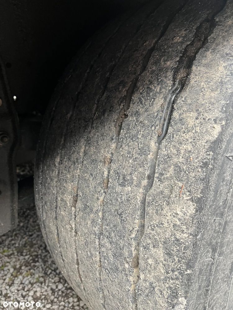 Schmitz Cargobull Lowdeck - 4