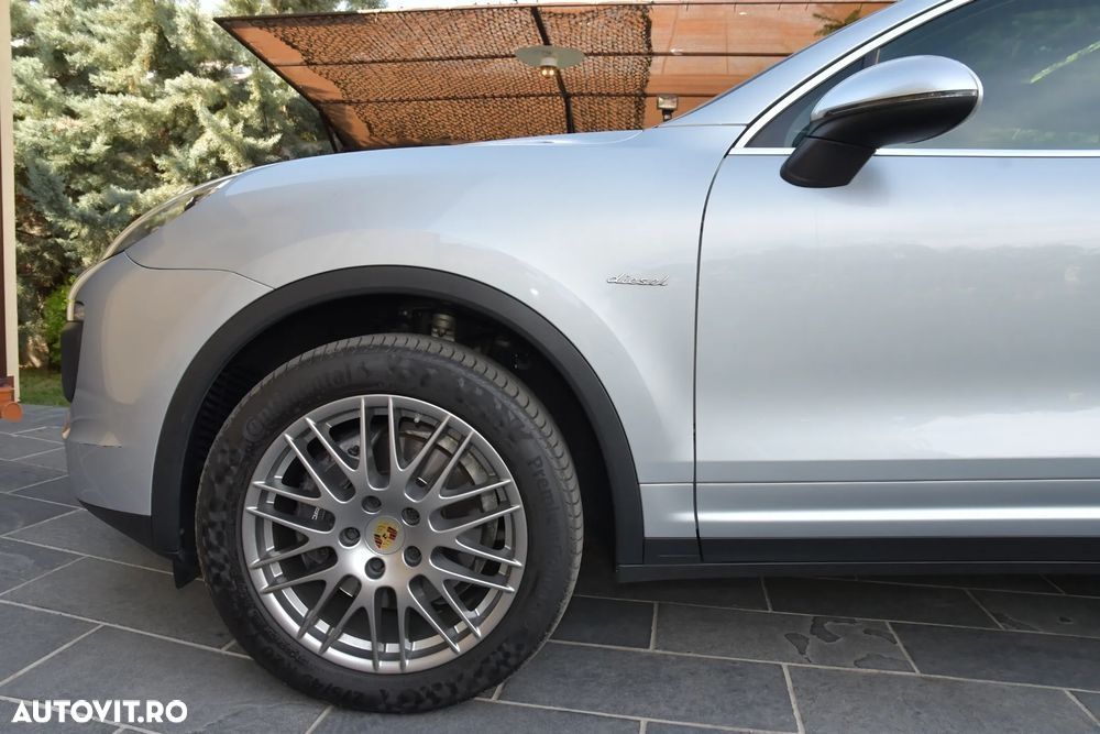 Porsche Cayenne - 12