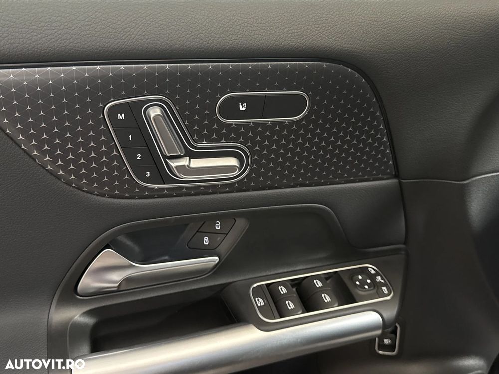 Mercedes-Benz GLA 200 d 4MATIC - 16