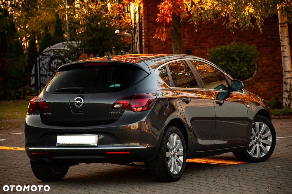 Opel Astra 1.6 ECOTEC DI Turbo ecoFLEX Start/Stop Exklusiv - 18