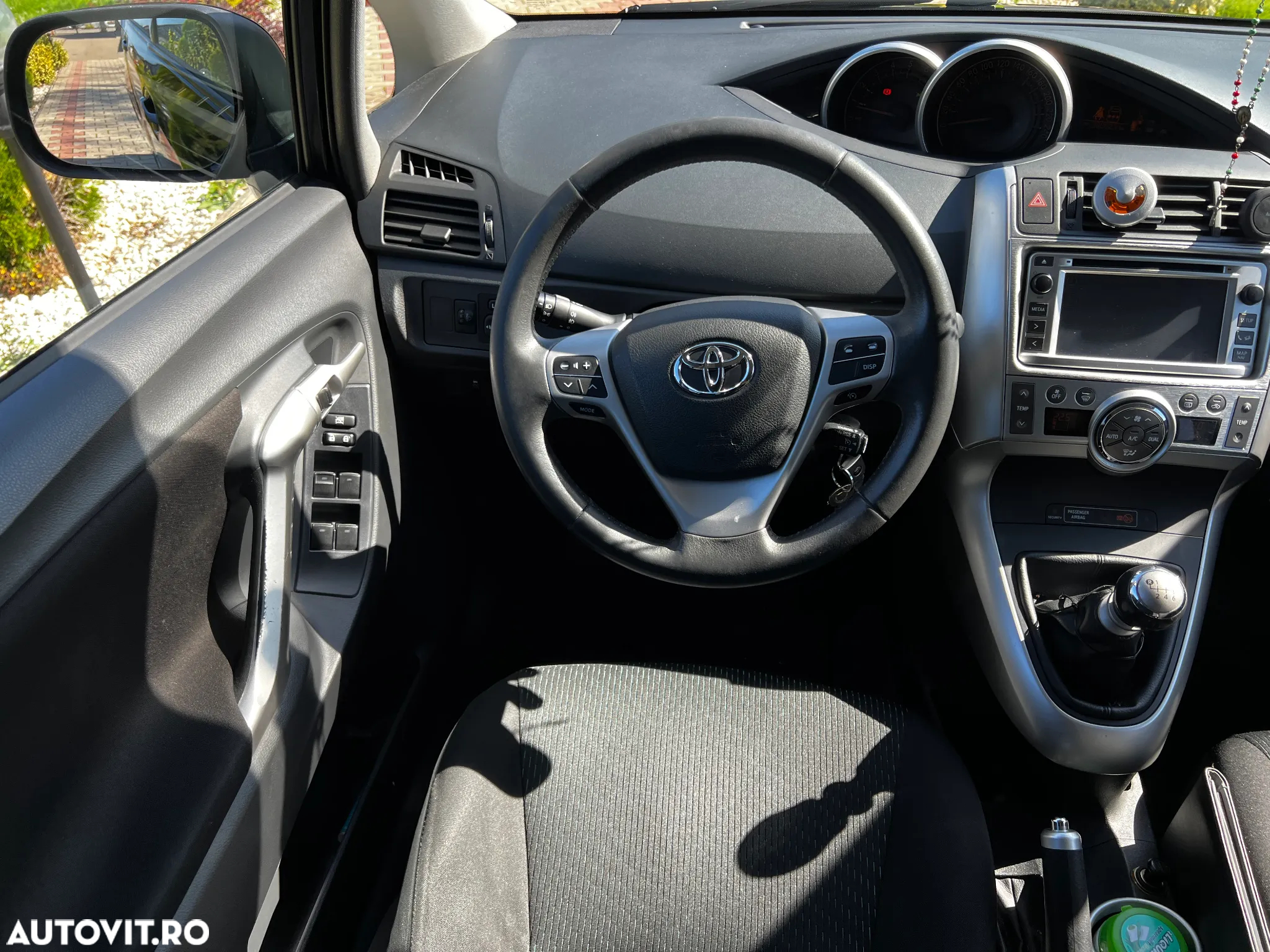 Toyota Verso 2.0 Luna - 24
