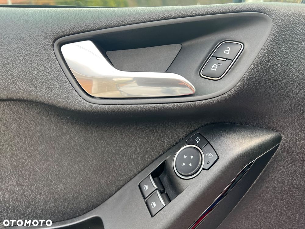 Ford Fiesta 1.1 S&S COOL&CONNECT - 22