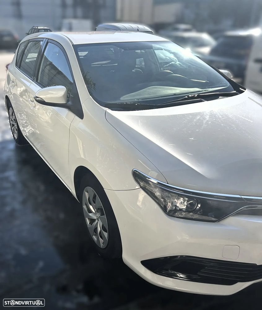 Toyota Auris 1.4 D-4D ACtive - 5