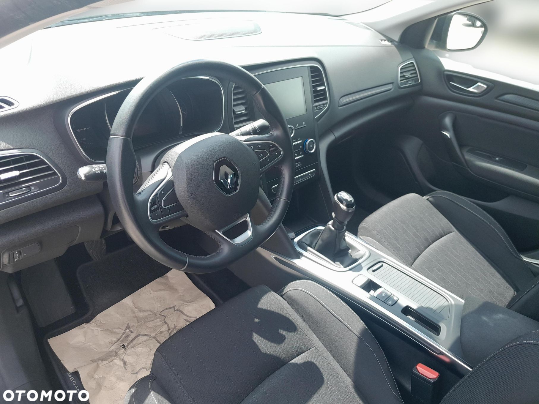 Renault Megane 1.3 TCe FAP Limited - 9