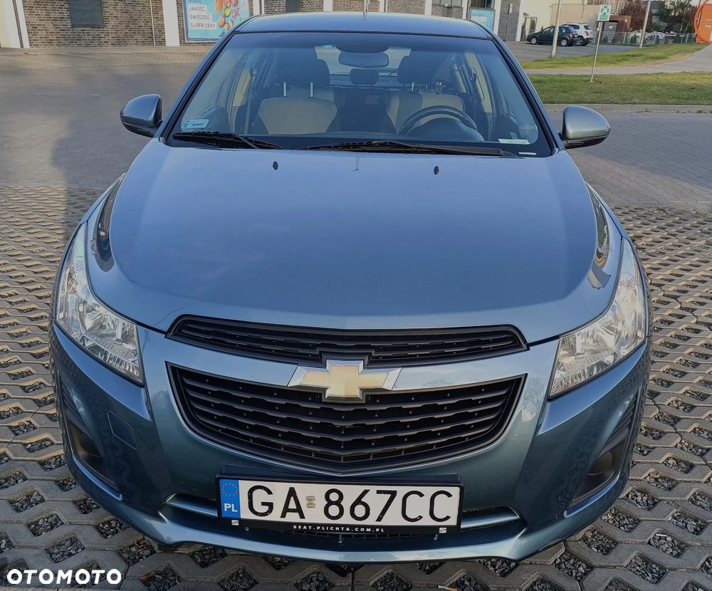 Chevrolet Cruze 1.8 LS+ - 8