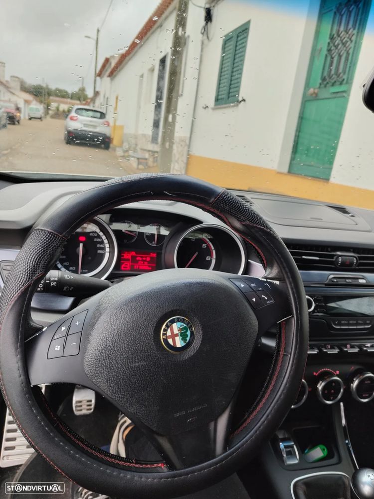 Alfa Romeo Giulietta 1.6 JTDm Progression - 11