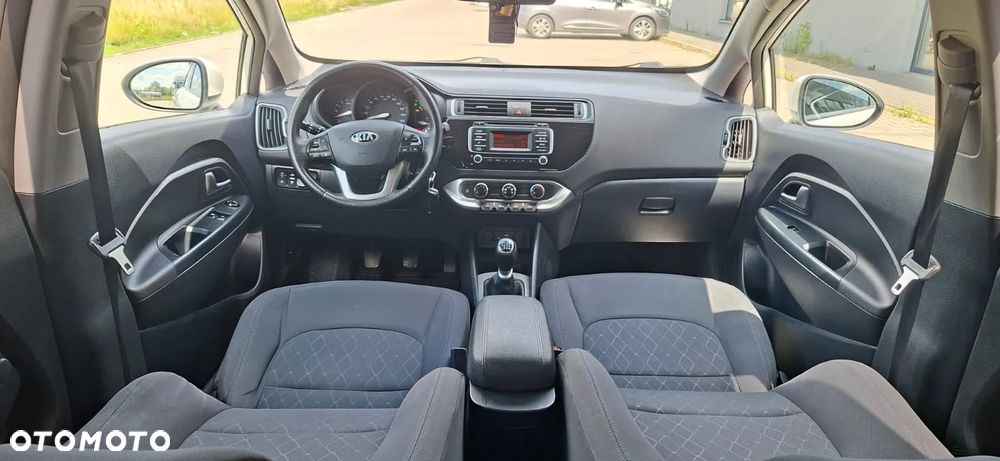 Kia Rio 1.1 CRDI Attract - 11