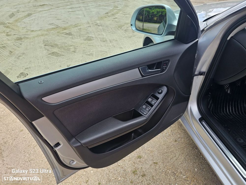 Audi A4 Avant 2.0 TDI - 13