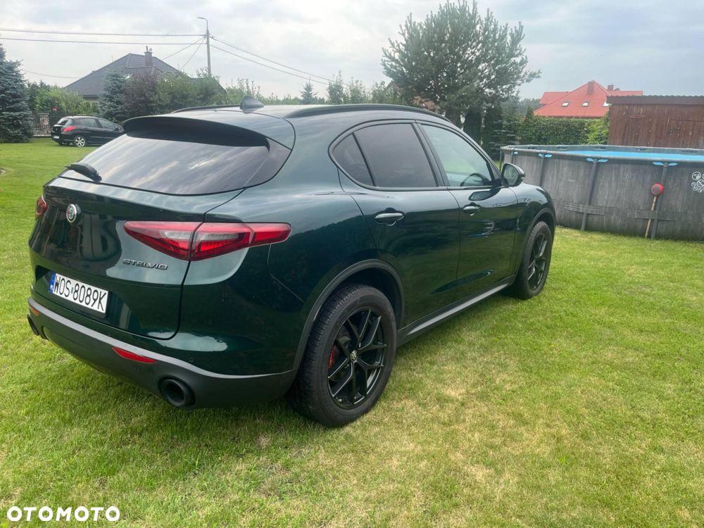 Alfa Romeo Stelvio - 7