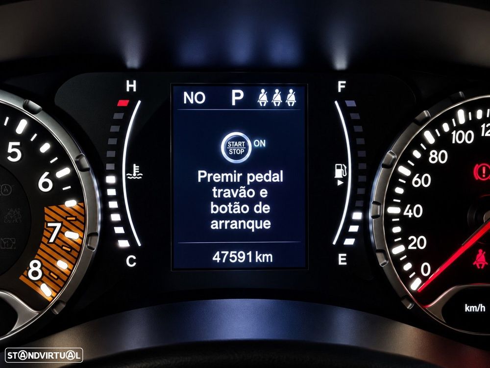 Jeep Renegade 1.3 T Night Eagle DCT - 26