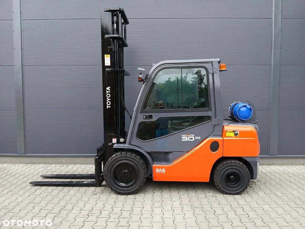 Toyota 02-8FGF30 - 9