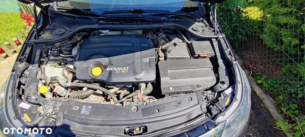 Renault Latitude 2.0 dCi Privilege - 37