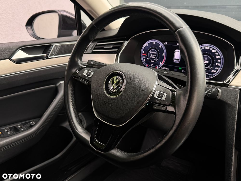 Volkswagen Passat 2.0 TDI SCR (BlueMotion Technology) DSG Highline - 29