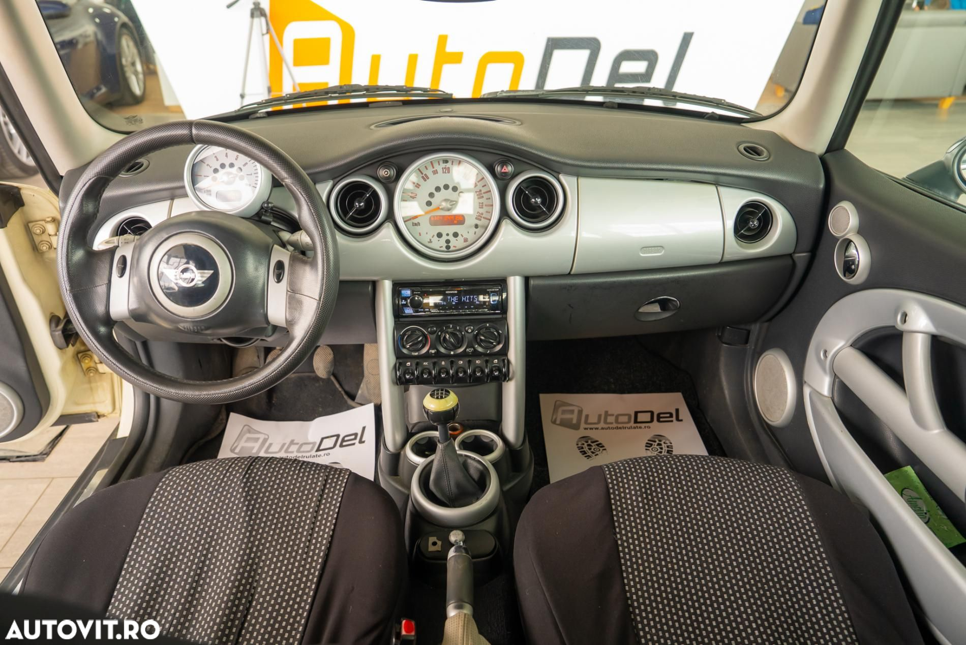 Mini Cooper Standard - 7
