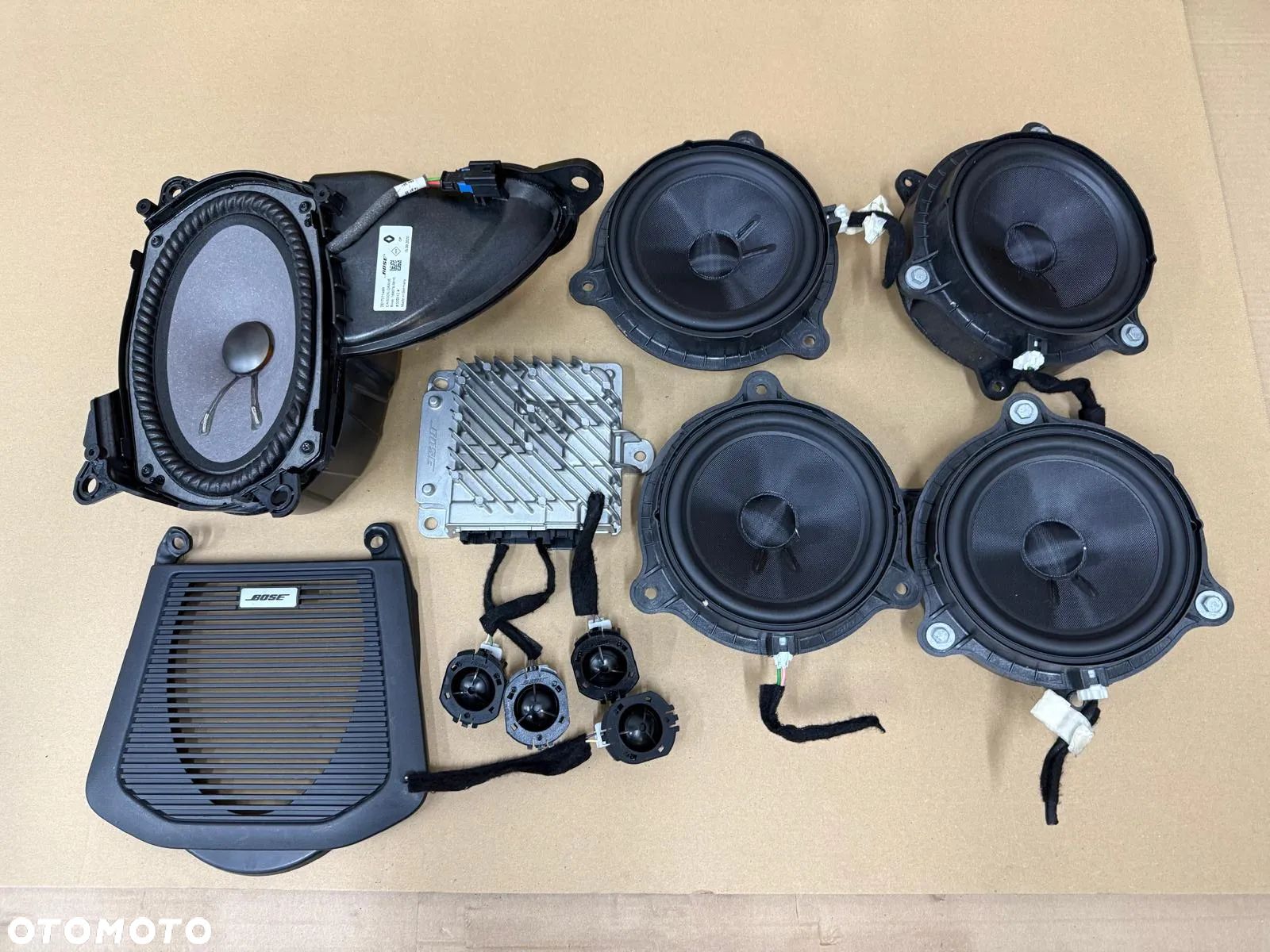 RENAULT CLIO V 19- GŁOŚNIKI WZMACNIACZ SUBWOOFER BOSE 280617997R - 1