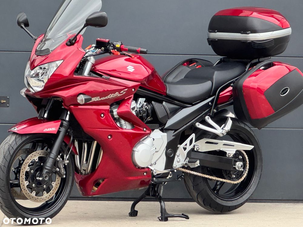 Suzuki Bandit - 25