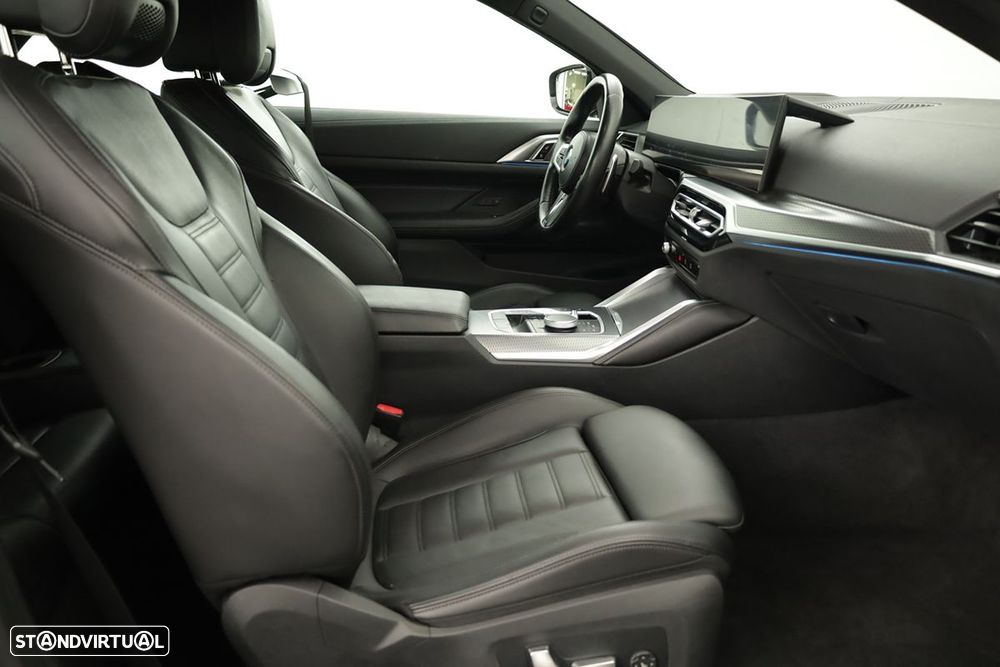 BMW 420 i Pack Desportivo M Auto - 25