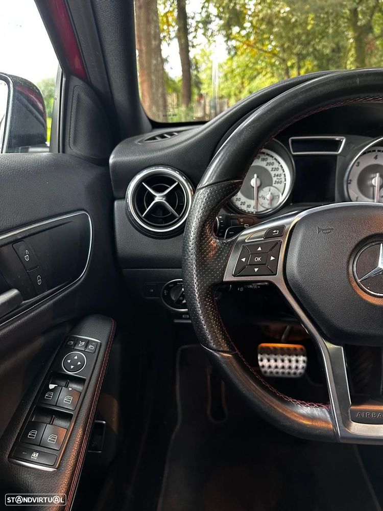 Mercedes-Benz GLA 200 (CDI) d 4Matic 7G-DCT AMG Line - 11