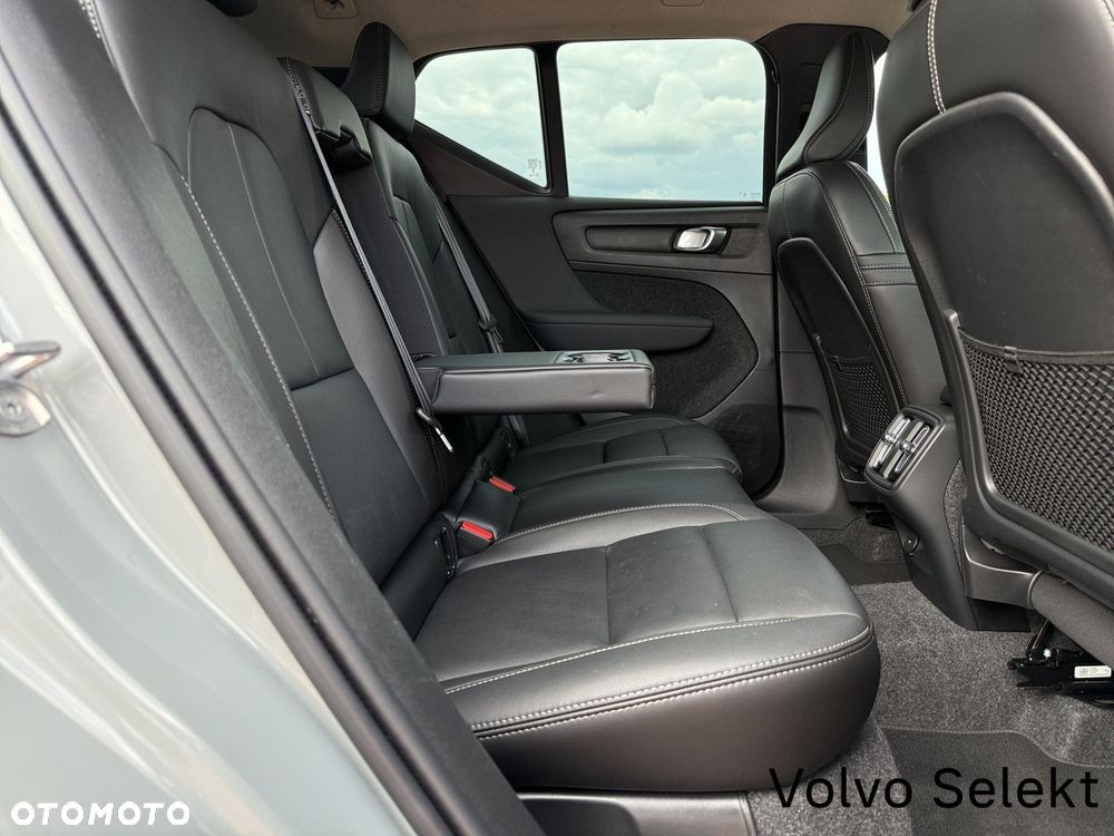 Volvo XC 40 B3 B DKG Core - 24