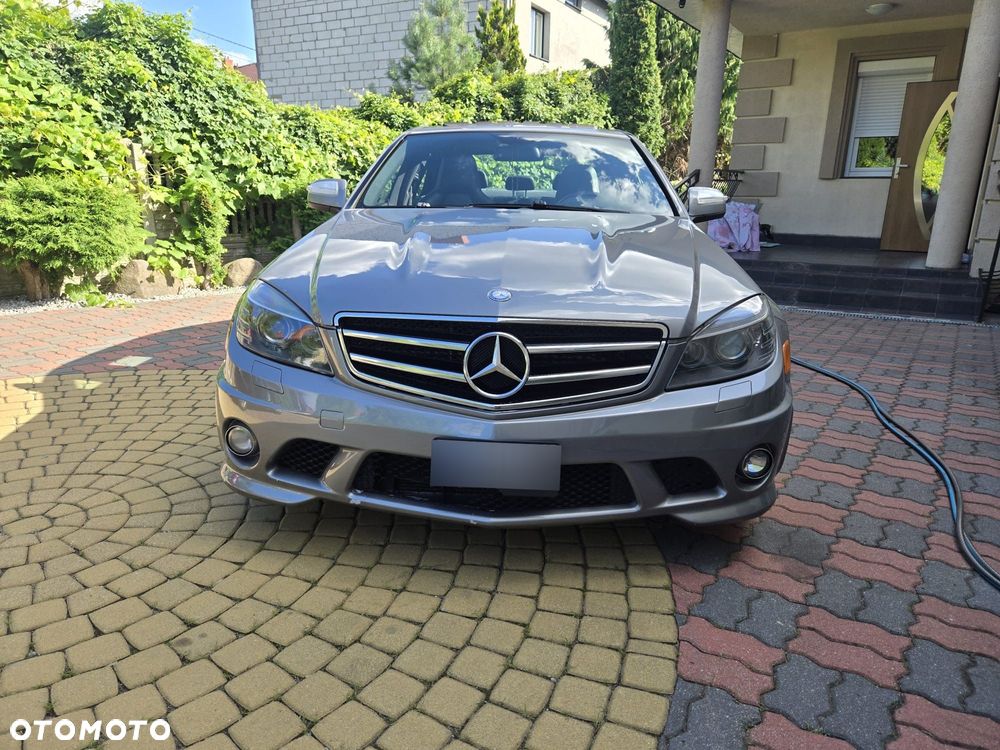 Mercedes-Benz Klasa C 63 AMG - 3