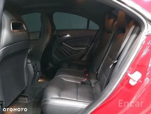 Mercedes-Benz CLA 250 4-Matic - 10