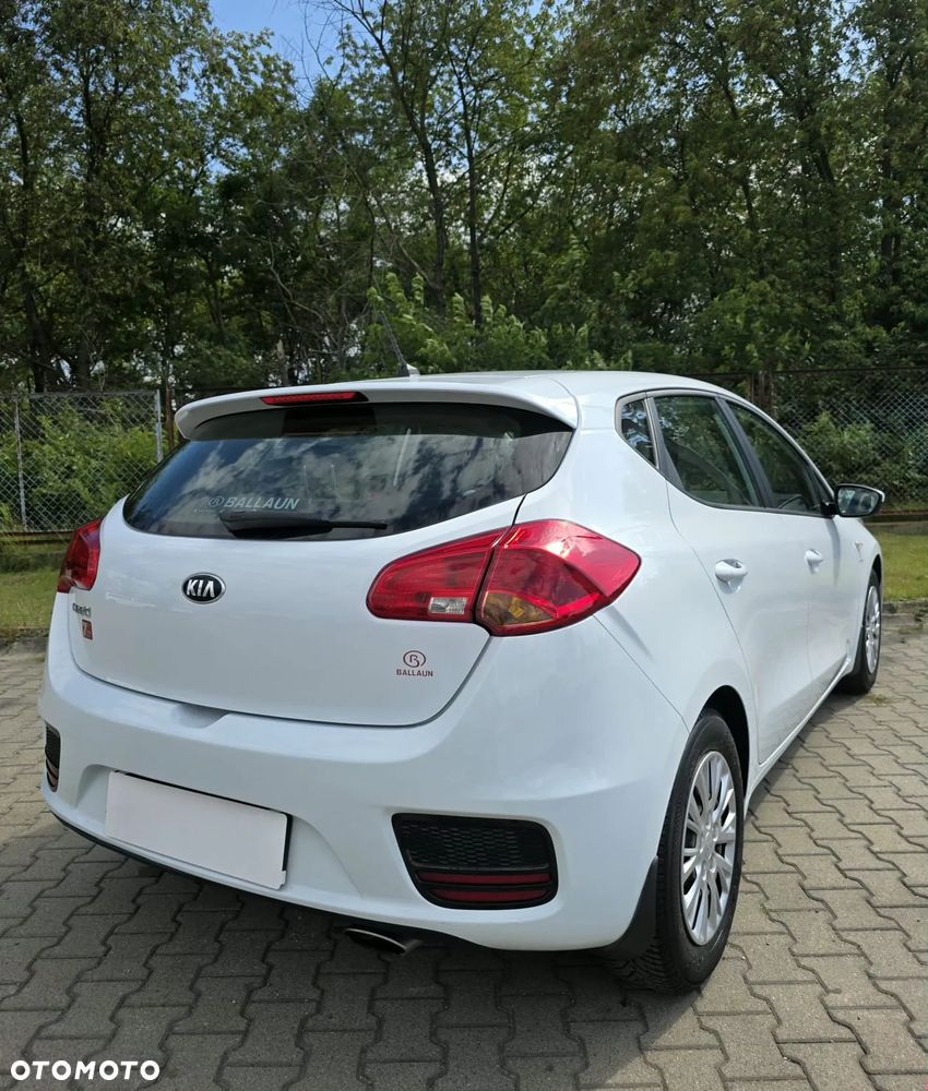 Kia Ceed 1.4 L Business Line Plus - 5