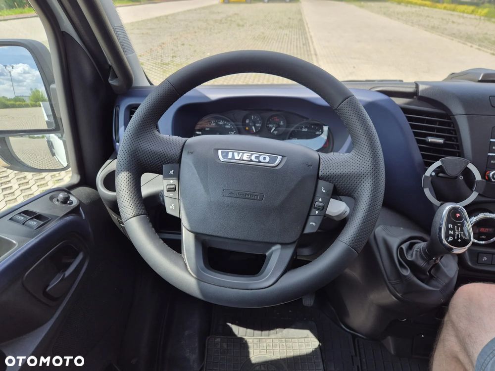 Iveco Daily | 35S12 | HI-MATIC Automat | Nagwigacja | Skrzynka | Niski Przebieg | Ideał - 10