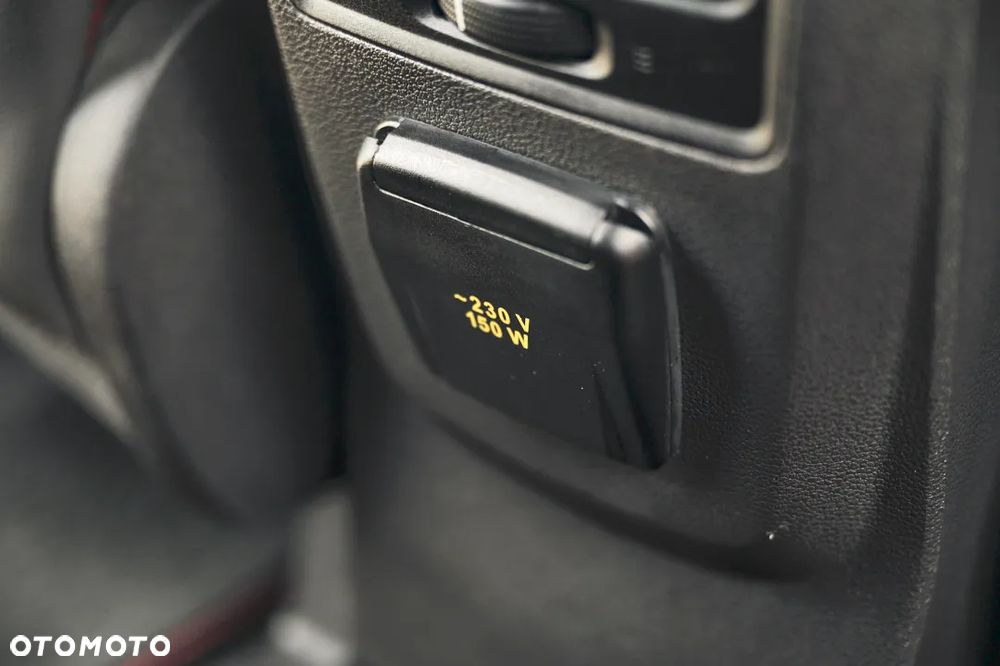 Ford Kuga 2.0 TDCi AWD ST-Line Black - 24