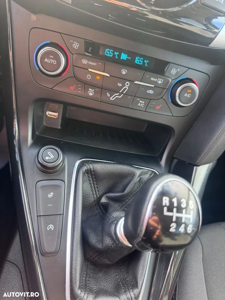 Ford Focus 1.0 EcoBoost 6MT MHEV Active - 18