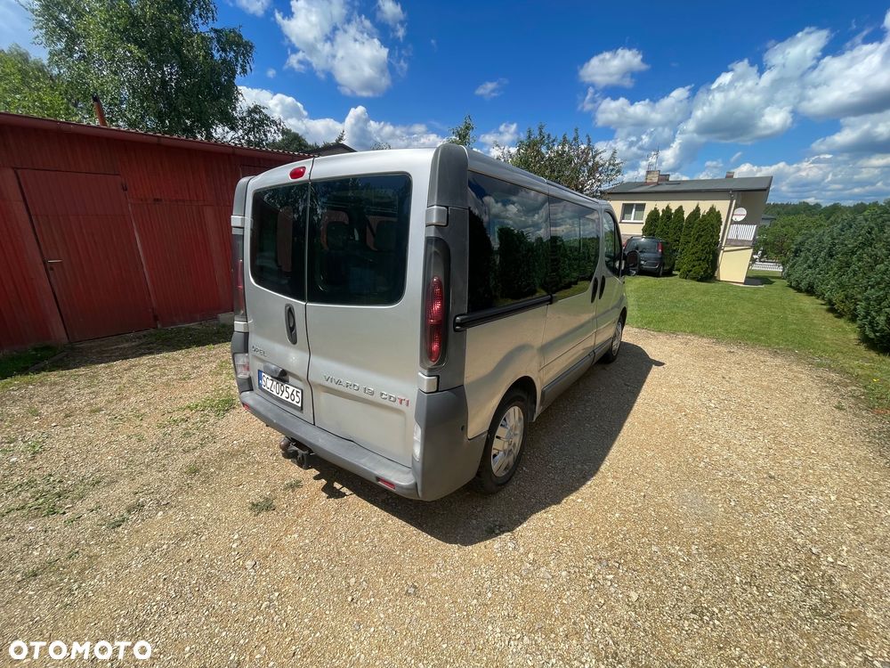 Opel Vivaro - 9