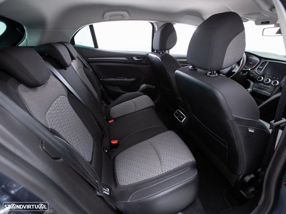 Renault Mégane 1.5 Blue dCi Limited - 11
