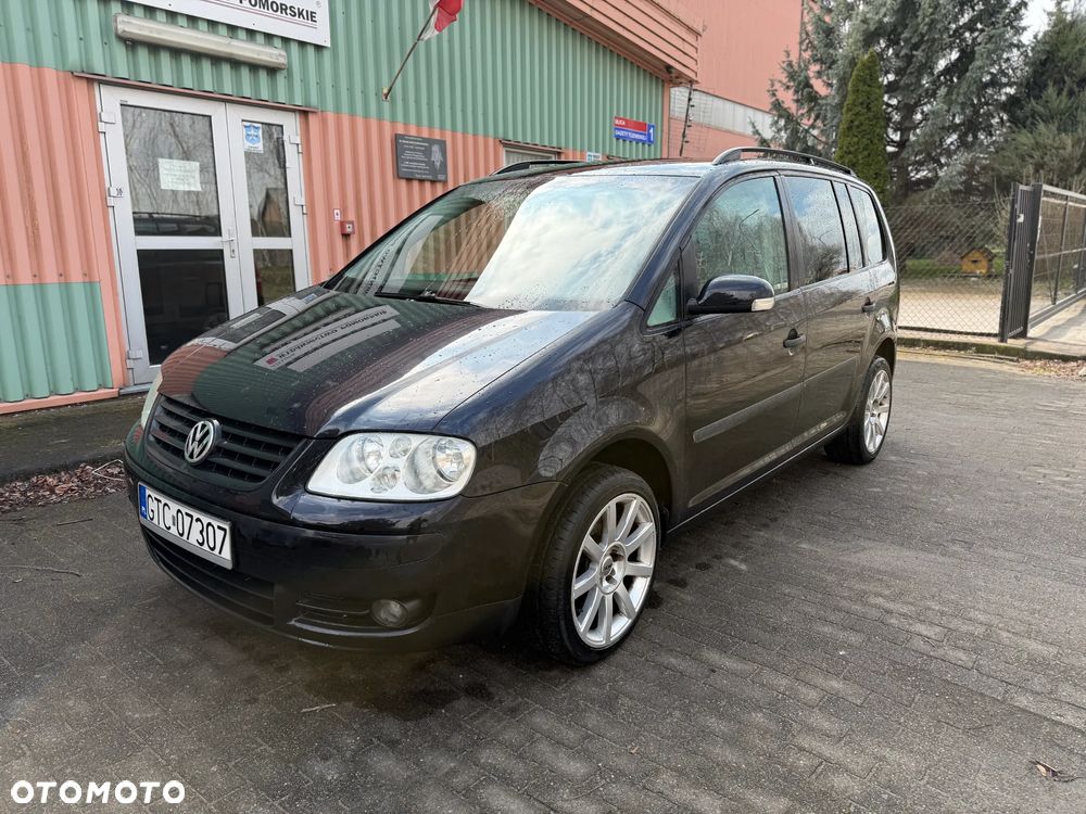 Volkswagen Touran 1.6 FSI - 4