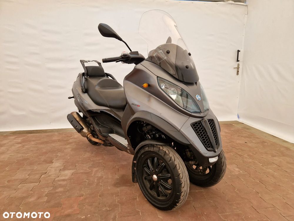 Piaggio MP-3 - 2