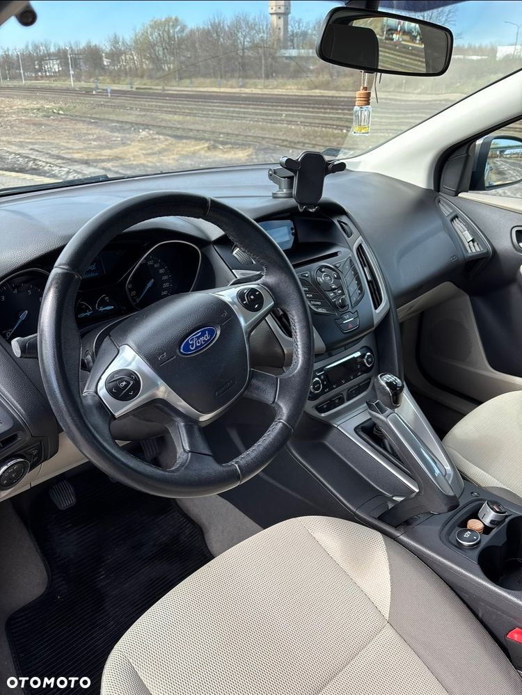 Ford Focus 1.6 EcoBoost Titanium - 10